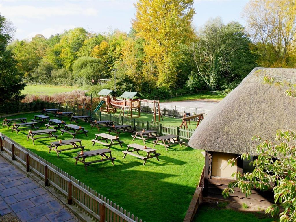 The Sun Inn Swindon Esterno foto